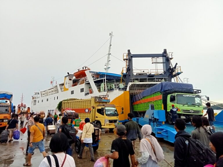 km dharma ferry iii - jadwal dan tiket kapal laut 2023