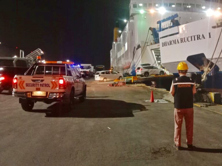 km dharma rucitra i -- jadwal dan tiket kapal laut banjarmasin surabaya 2023