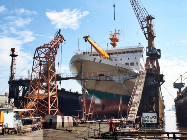 km dobonsolo -- jadwal dan tiket kapal laut pelni 2023