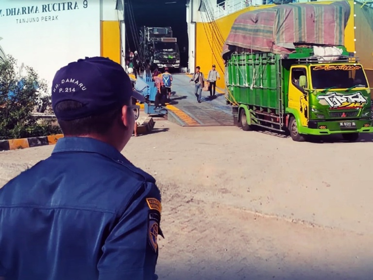 km dharma rucitra ix - jadwal dan tiket kapal laut maret 2024