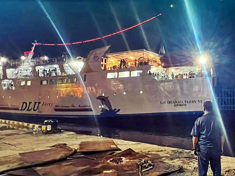 km dharma ferry vi -- jadwal kapal laut juni 2024