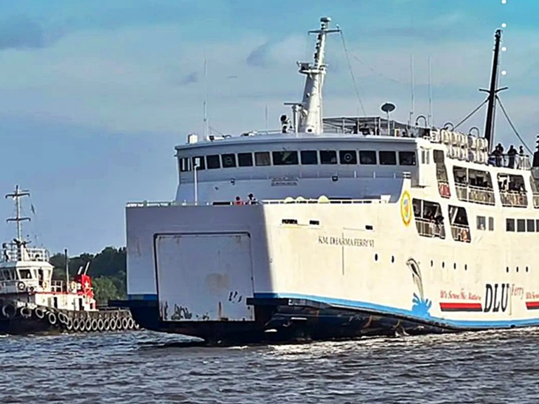 km dharma ferry vi --jadwal kapal laut surabaya 2024 - 2025