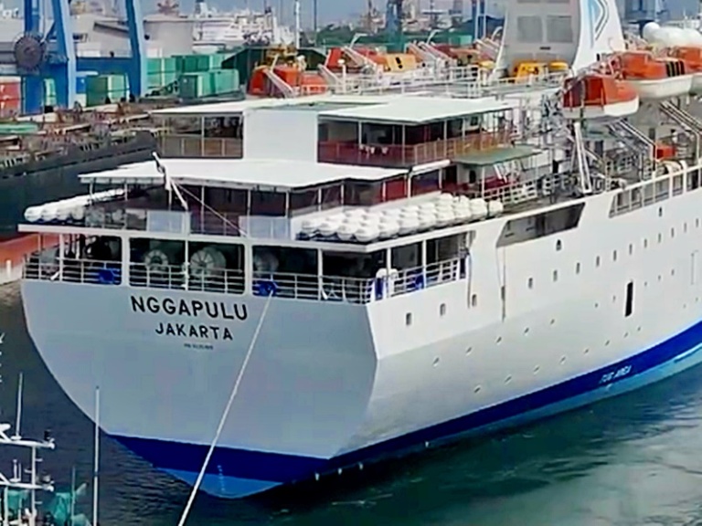 km nggapulu - jadwal dan tiket kapal laut pelni 2024 - 2025