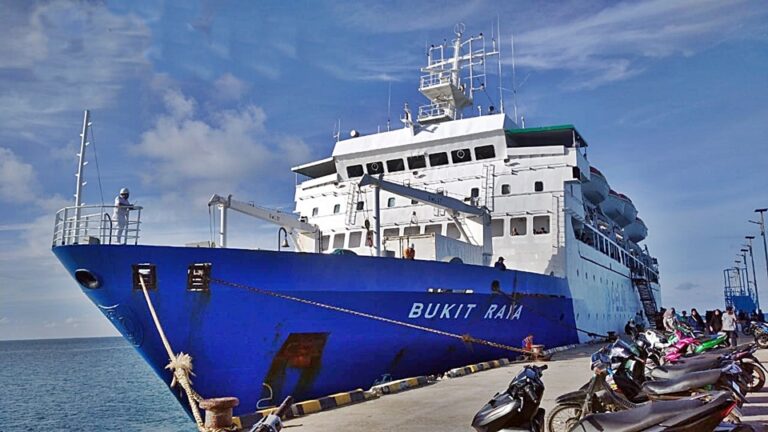 km bukit raya -- jadwal dan tiket kapal laut pelni september 2024 2025