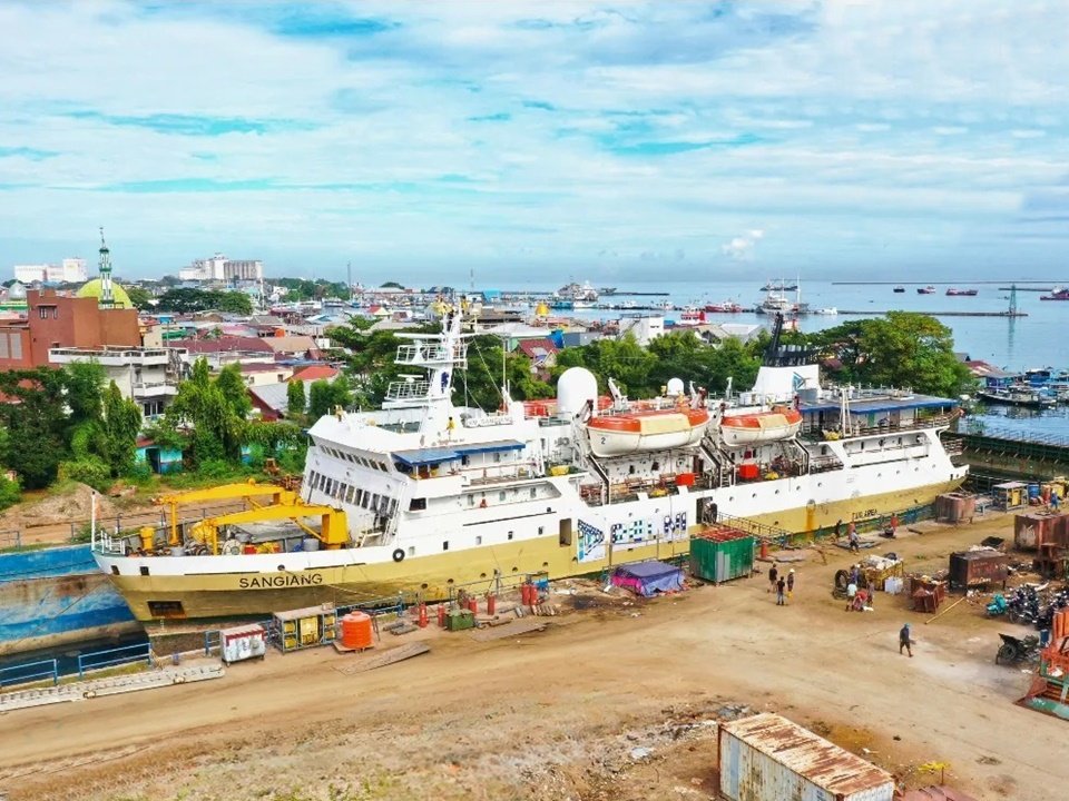 km sangiang -- jadwal dan tiket kapal laut pelni september 2024