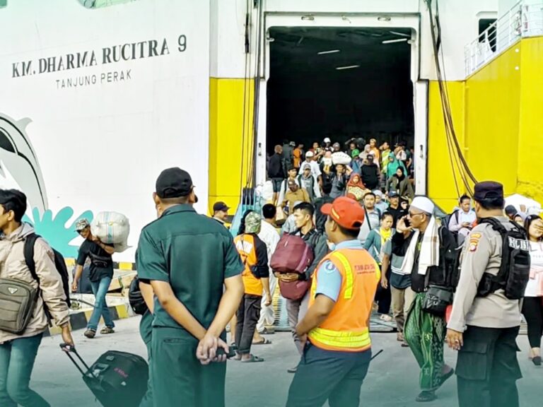 km dharma rucitra ix -- jadwal dan tiket kapal laut 2024