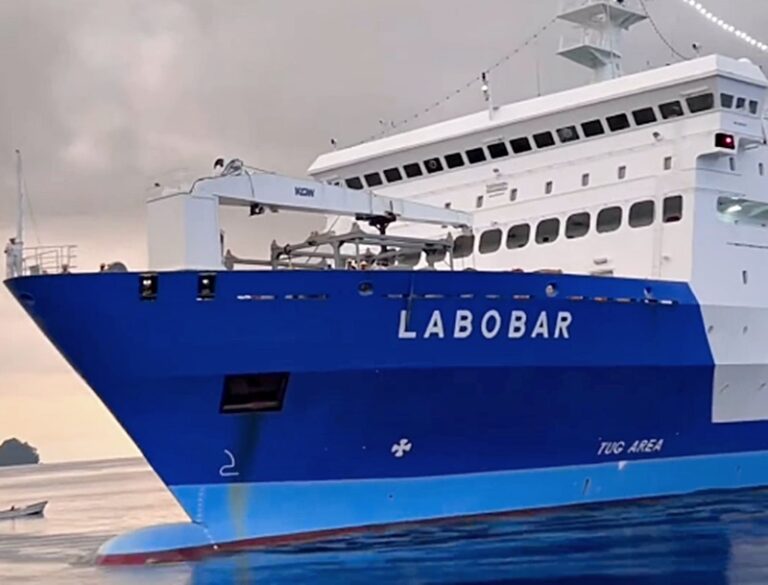 km labobar -- jadwal dan tiket kapal laut pelni 2024 - 2025