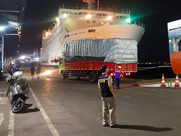 km dharma kartika ii -- jadwal kapal laut 2025