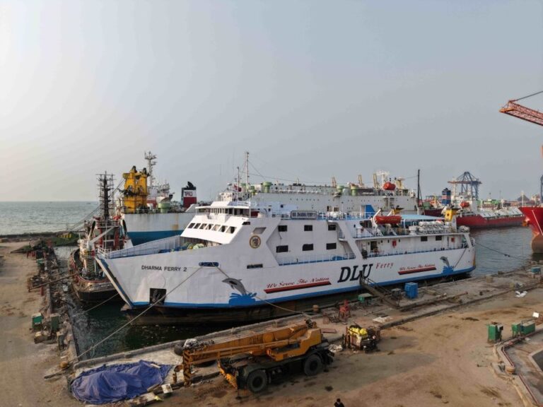 km dharma ferry III -- jadwal dan tiket kapal laut