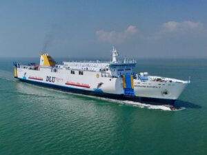 km dharma rucitra v -- jadwal dan tiket kapal laut