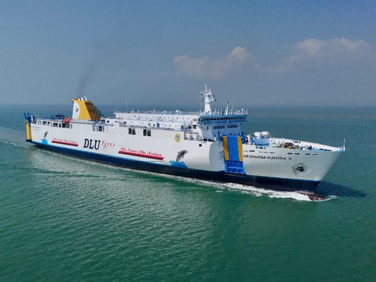 km dharma rucitra v -- jadwal dan tiket kapal laut